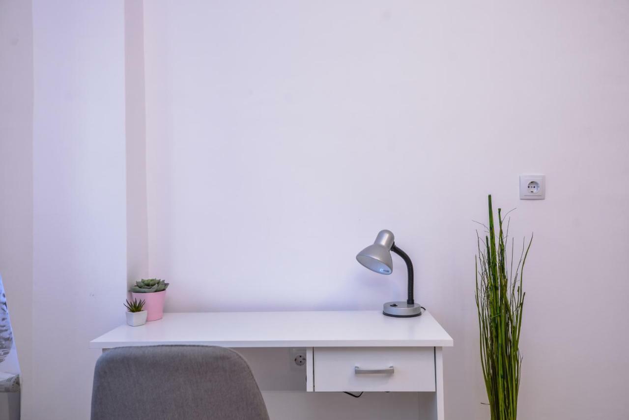 Atacama - Spacious Apartment In Lozenets Area By Flat Mаnager By Flat Mаnager Szófia Kültér fotó